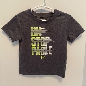 UNDER Armour Toddler Boys Heat Gear Short Sleeve Gray Graphic T Shirt Size 2T
